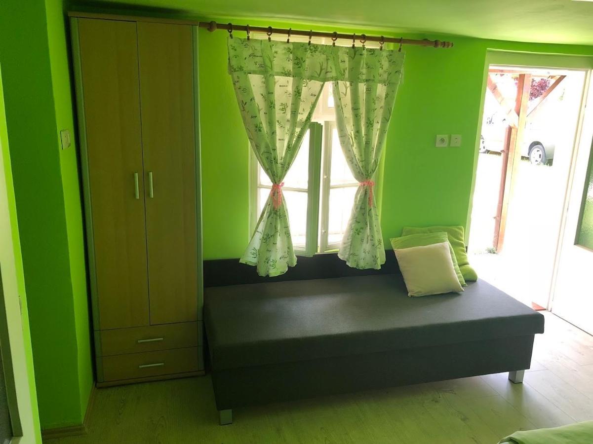 Apartman U Karla Veľký Meder Esterno foto