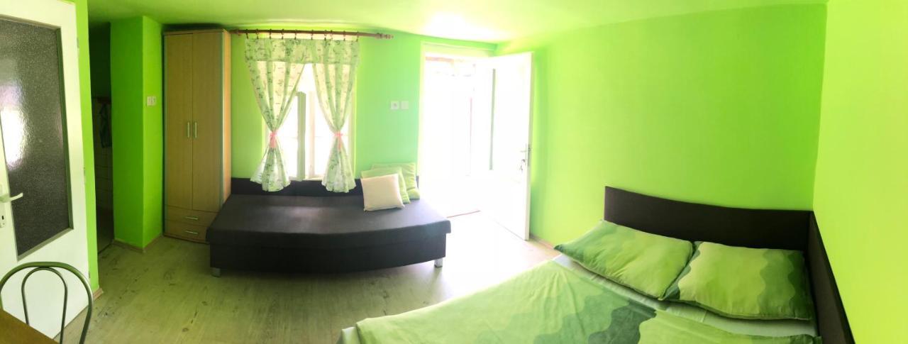 Apartman U Karla Veľký Meder Esterno foto
